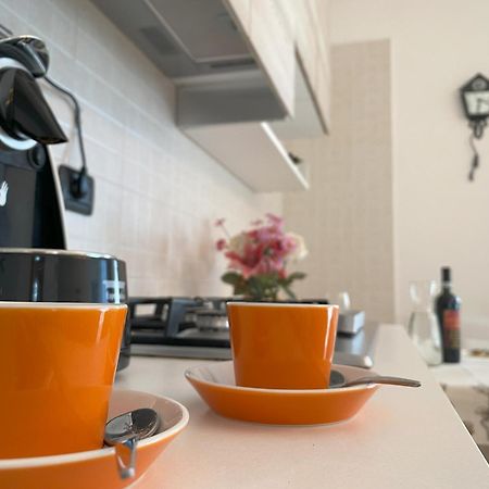 F&G 71100 - - Colazione Inclusa - Box Auto Privato Su Richiesta Foggia Bagian luar foto
