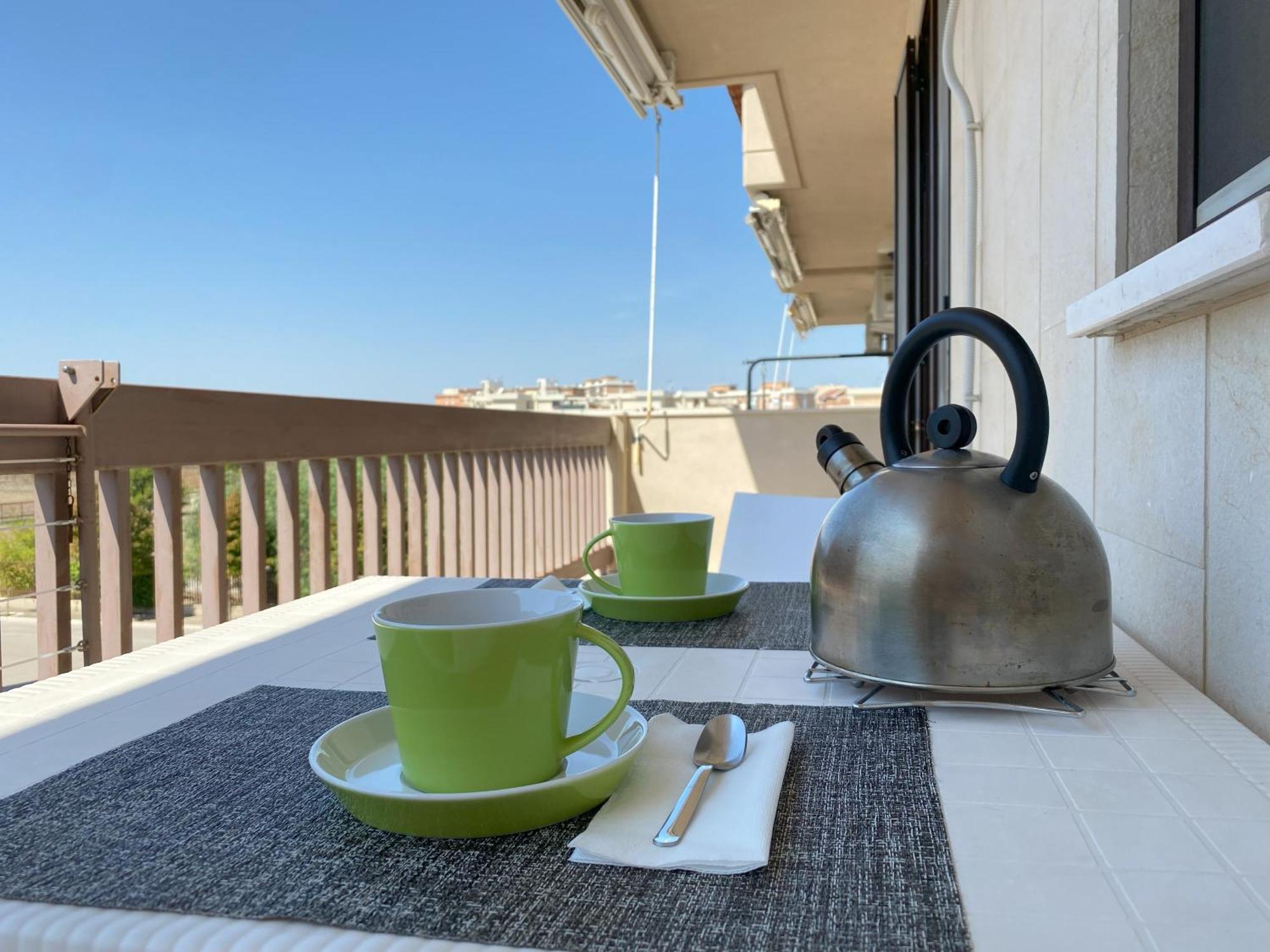 F&G 71100 - - Colazione Inclusa - Box Auto Privato Su Richiesta Foggia Bagian luar foto